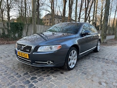 Volvo S80 - 4.4 AWD Summum | NL Auto | Volvo onderhouden | Winterwielen | ACC | Leder | Trekhaak | APK 6-2026