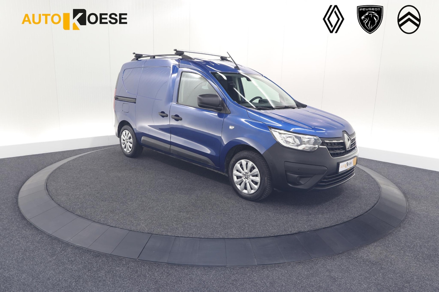 Renault Express - 1.5 dCi 75 Comfort + | Camera | Laadruimte Betimmering | Apple Carplay | Dodehoekdetectie - AutoWereld.nl