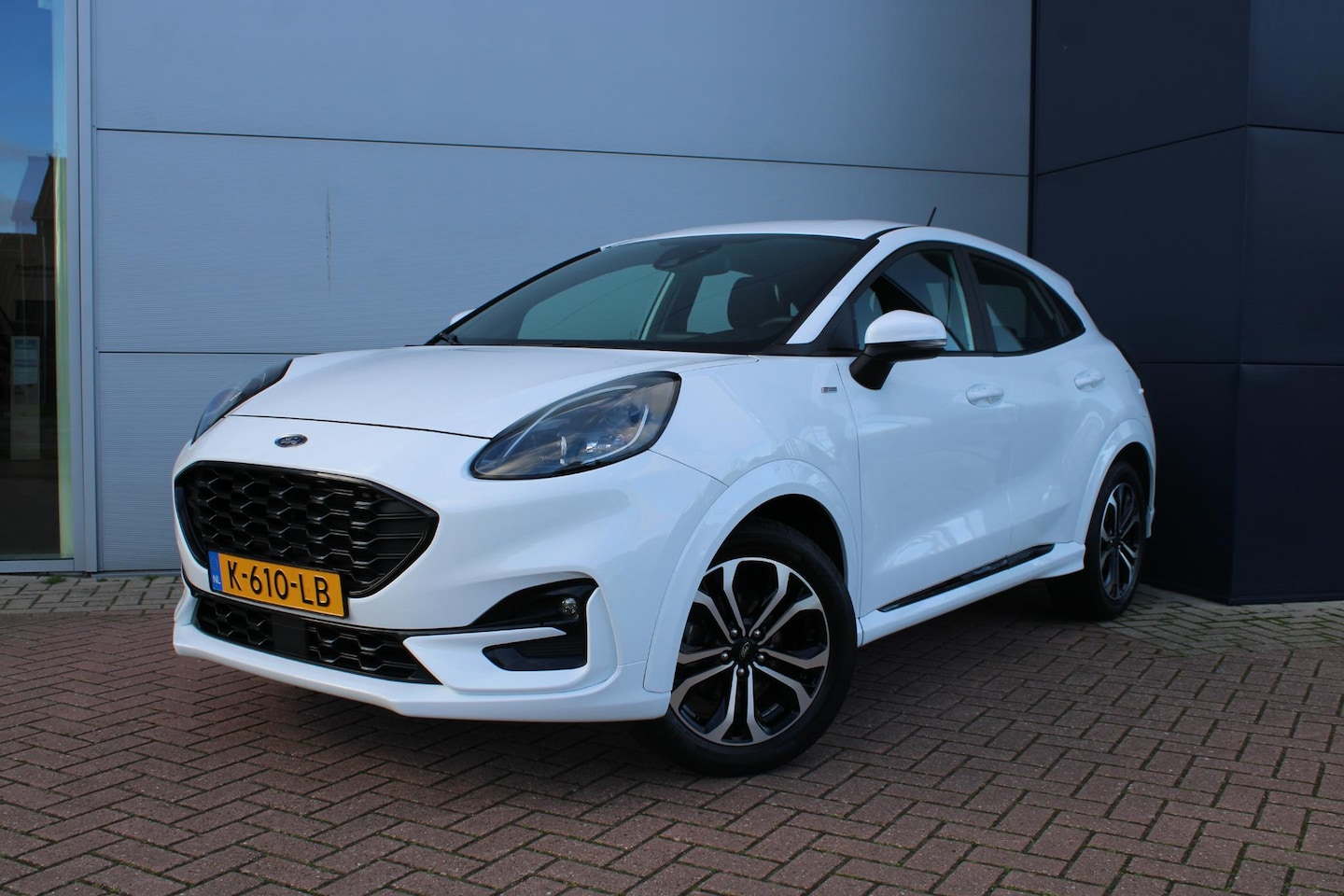 Ford Puma - 1.0 EcoBoost 125pk ST-Line Automaat Airco Navi Carplay Trekhaak Nieuwstaat - AutoWereld.nl