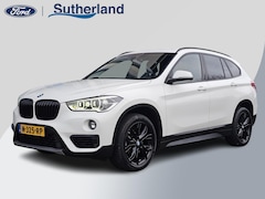 BMW X1 - sDrive18i | Trekhaak | Lederen Bekleding | Panoramadak | Cruise Control | Climate Control