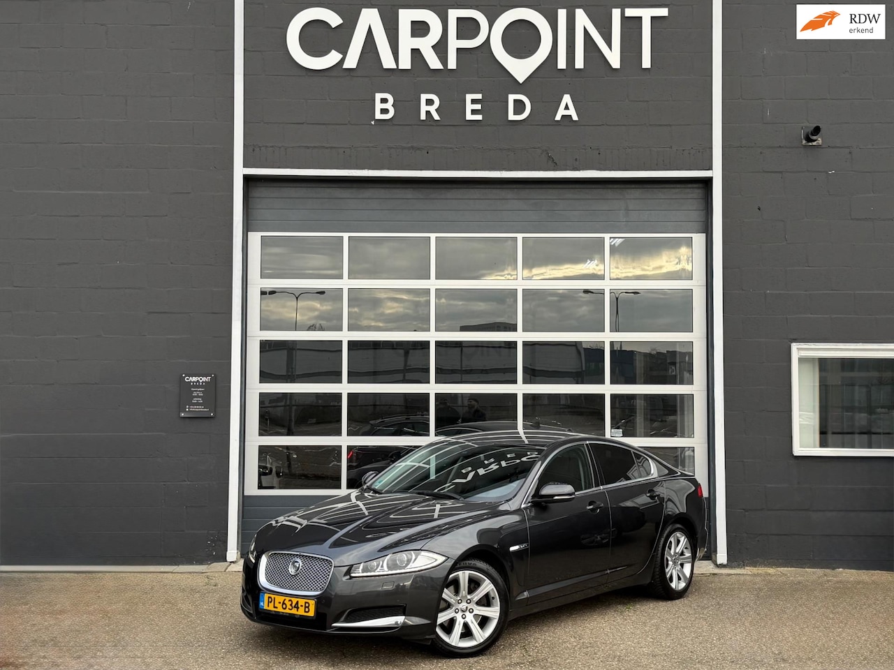 Jaguar XF - 2.2D S Premium Business Edition 2.2D S Premium Business Edition, CAMERA, LEER, CRUISE, CLIMA - AutoWereld.nl