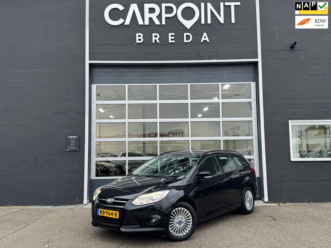Ford Focus Wagon - 1.0 EcoBoost Titanium 1.0 EcoBoost Titanium, CLIMA, PDC, NAP, APK - AutoWereld.nl