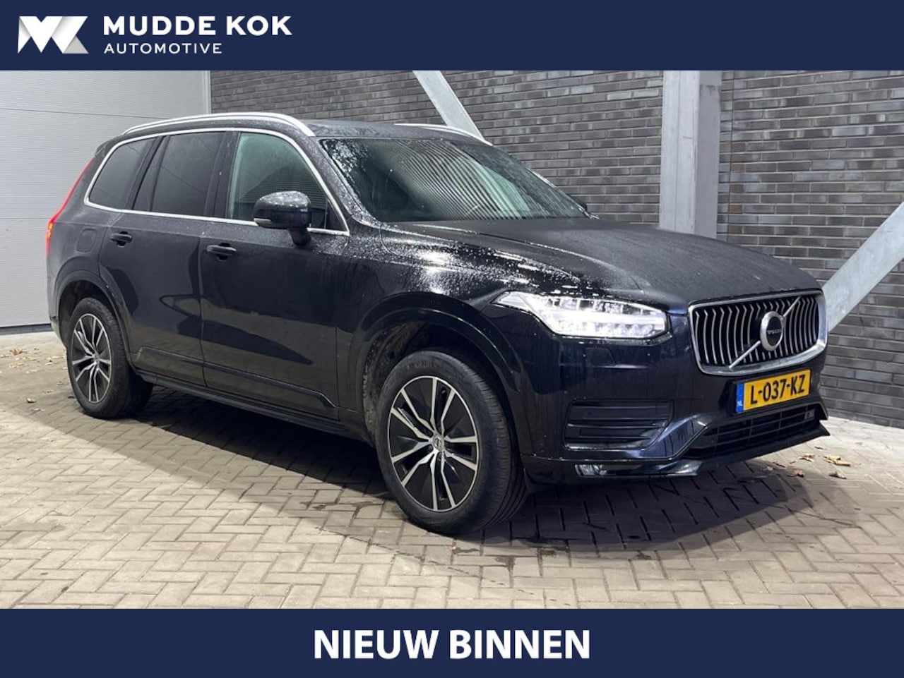 Volvo XC90 - B5 AWD Momentum Pro | 7P | Panoramadak | harman/kardon | Trekhaak | Leder | Stoelverwarmin - AutoWereld.nl
