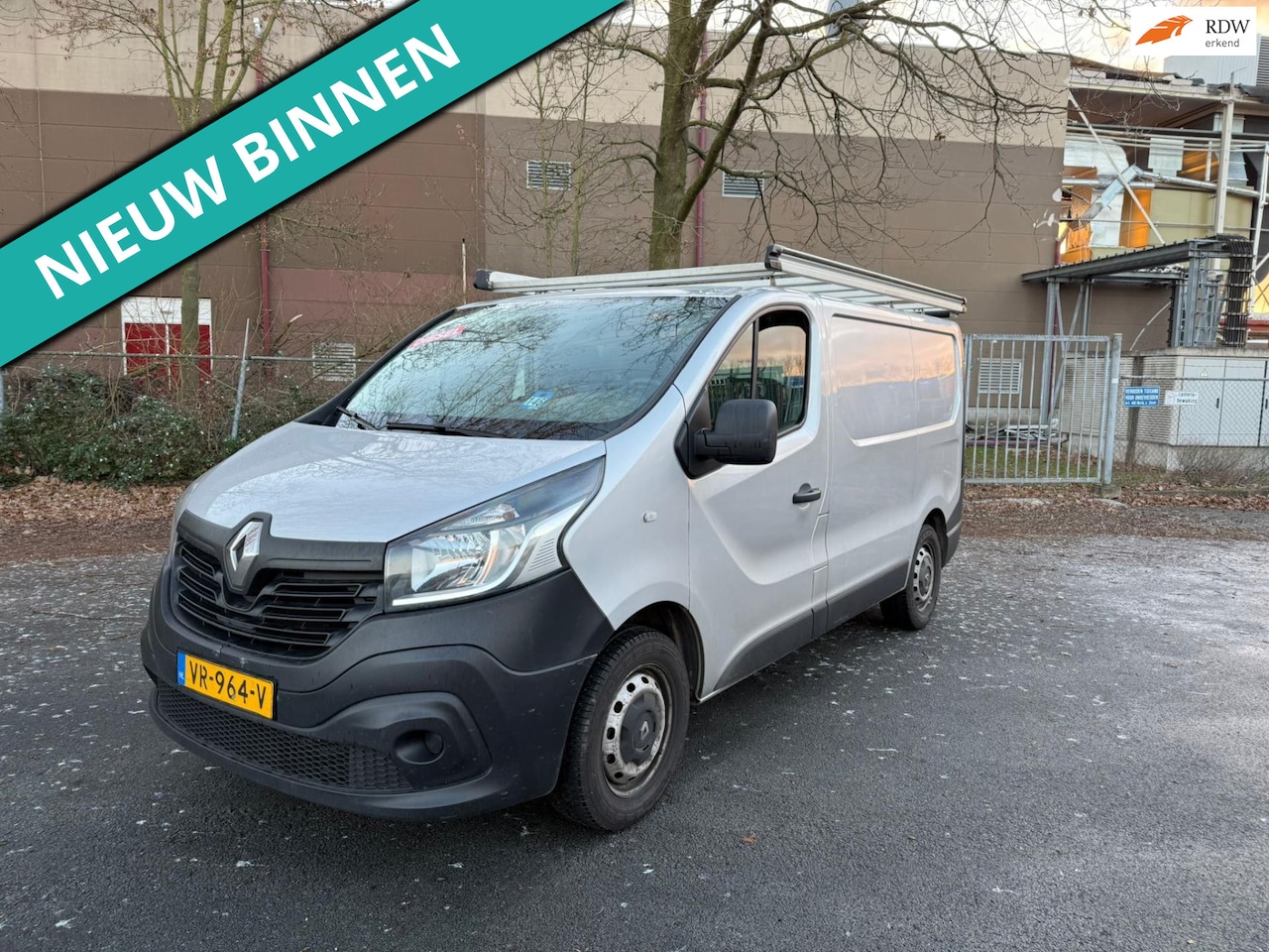 Renault Trafic - 1.6 dCi T27 L1H1 Générique MET ORG LAGE KM STAND - AutoWereld.nl