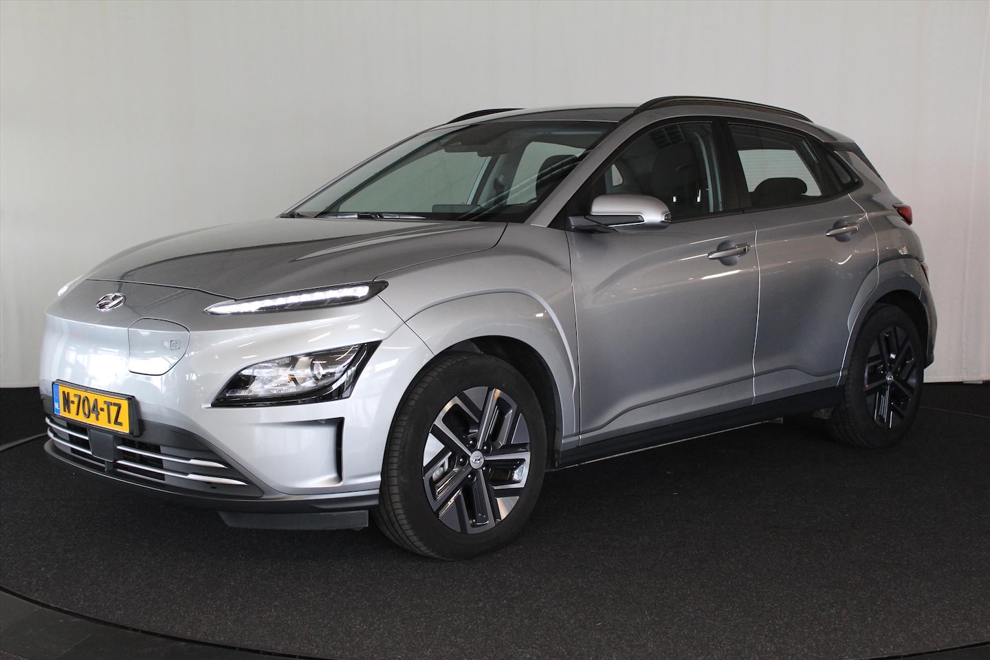 Hyundai Kona Electric - EV 64 Kwh - Comfort - Trekhaak - AutoWereld.nl