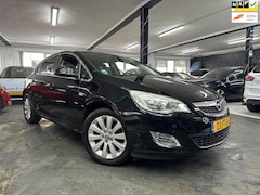 Opel Astra - 1.4 Turbo Cosmo