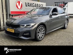 BMW 3-serie - 320e High Executive 18"/Leder/Laser LED/Stuur + stoelverwarming/Dodehoek/Elektrische klep/