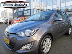 Hyundai i20 - 1.2i i-Deal 1 eigenaar airco , lmv, elek pakket etc