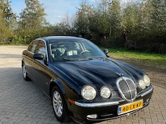 Jaguar S-type - 2.5 V6 Executive