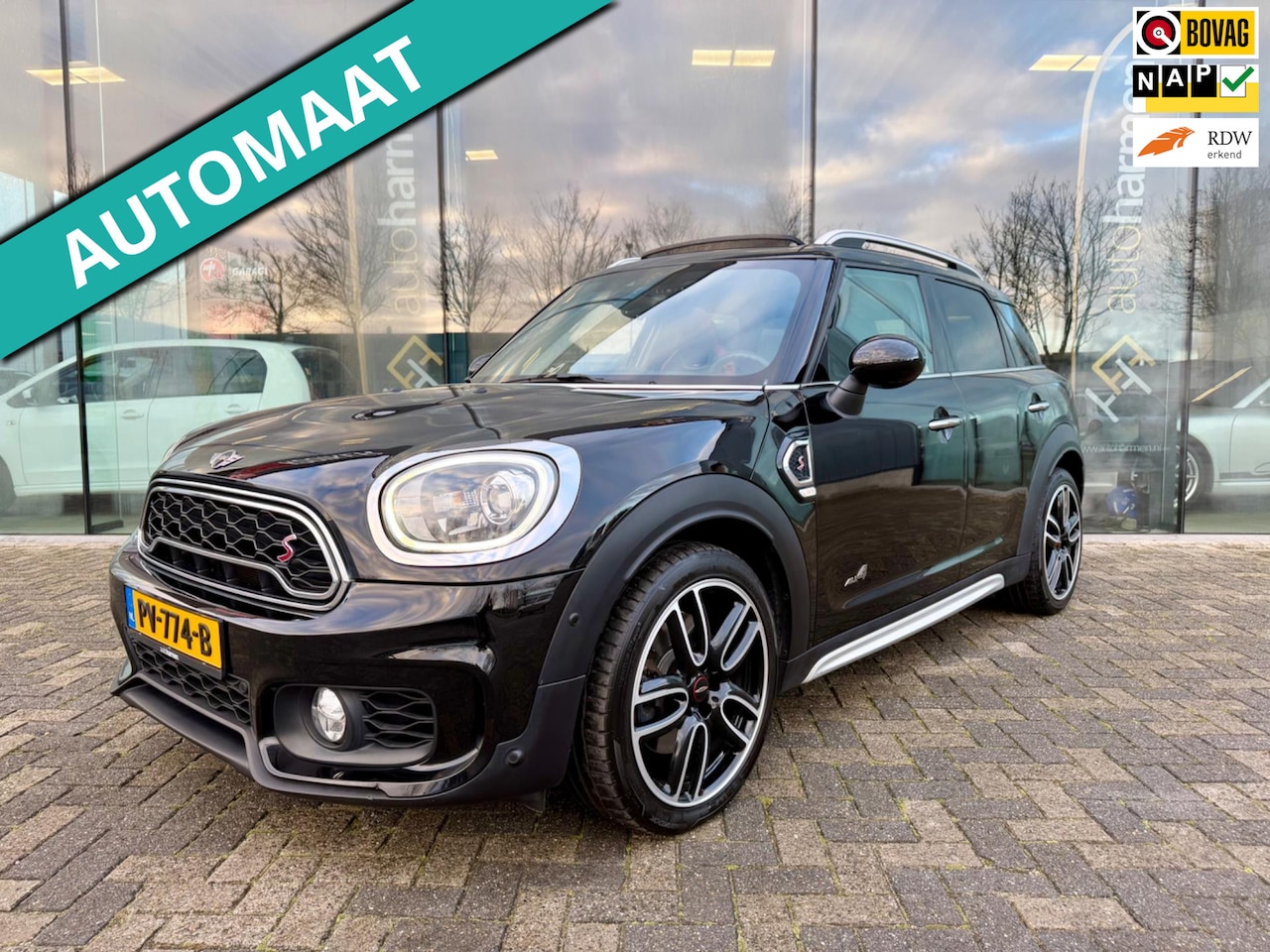 MINI Countryman - 2.0 Cooper S ALL4 2.0 Cooper S ALL4, JCW, CarPlay, NAP, John Cooper Works - AutoWereld.nl