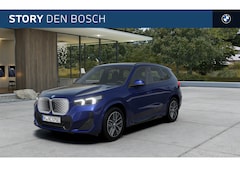 BMW iX1 - eDrive20 High Executive M Sport / Sportstoelen / Sportstoelen / Adaptieve LED / M Adaptief