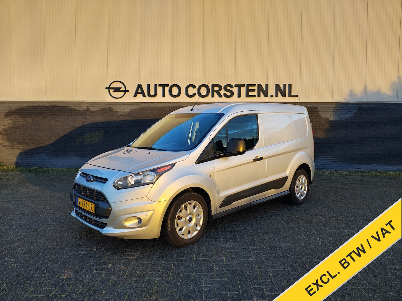 Ford Transit Connect - 1.5TDCI 100PK/250Nm Euro 6 Airco Trekhaak Bluetooth Pdc Trend Betonplex vloer Wandbetimmer - AutoWereld.nl