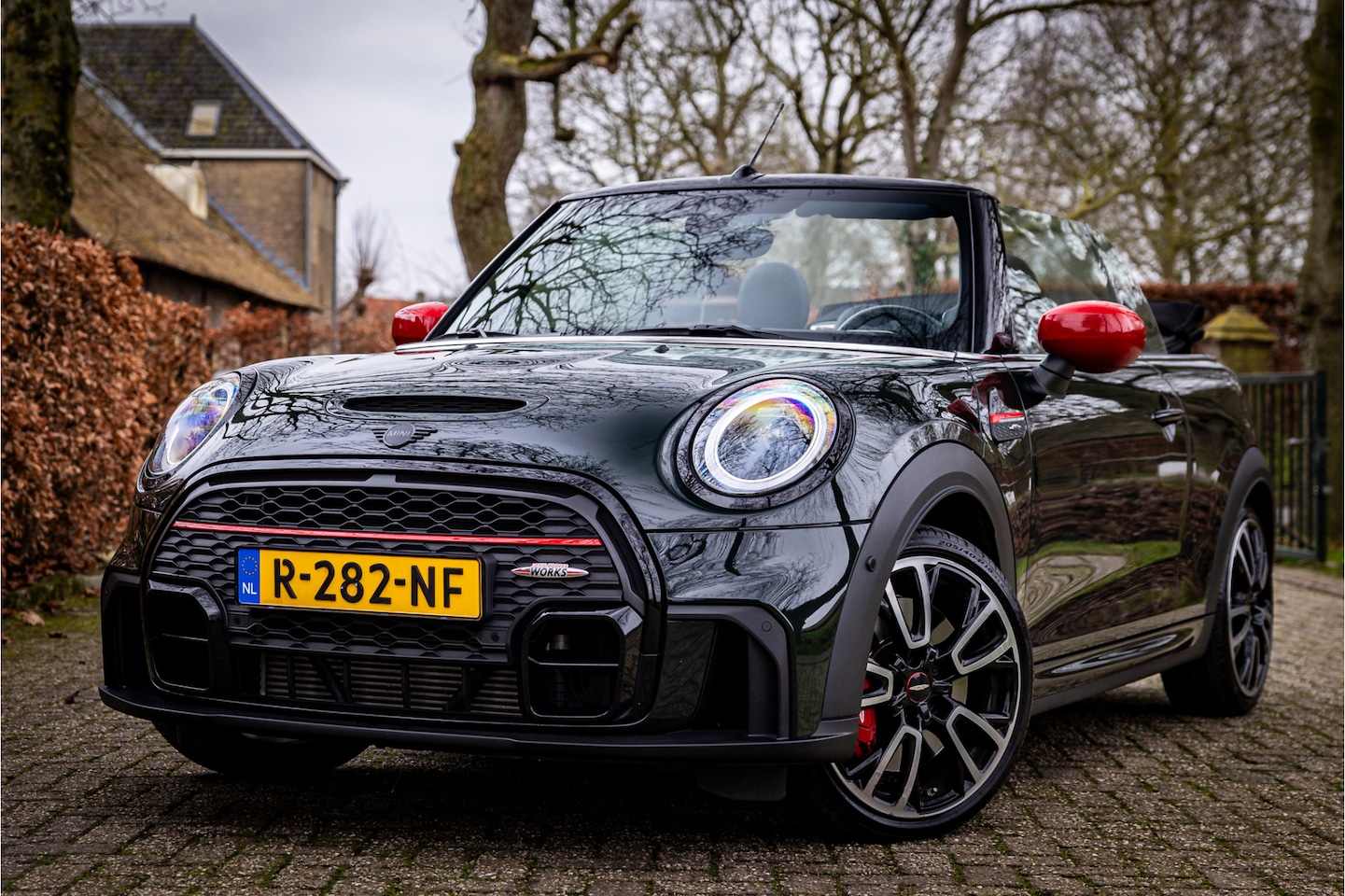 MINI Cabrio - Mini 2.0 John Cooper Works Harman Kardon HUD 18" Leder - AutoWereld.nl