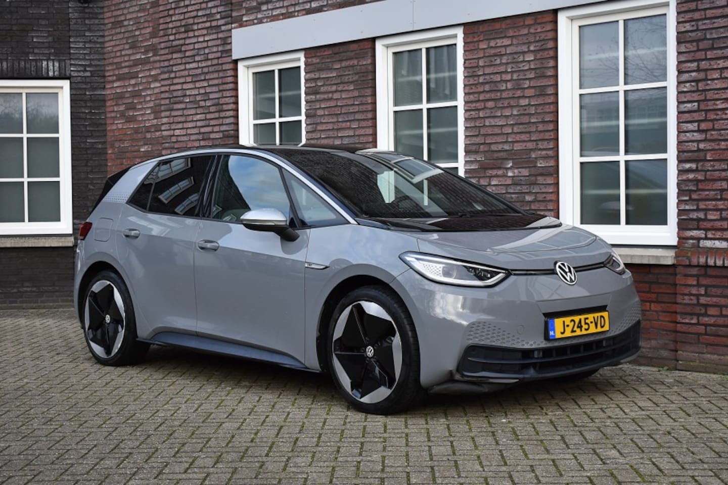 Volkswagen ID.3 - First Max 58 kWh/panoramadak/camera/HOD - AutoWereld.nl