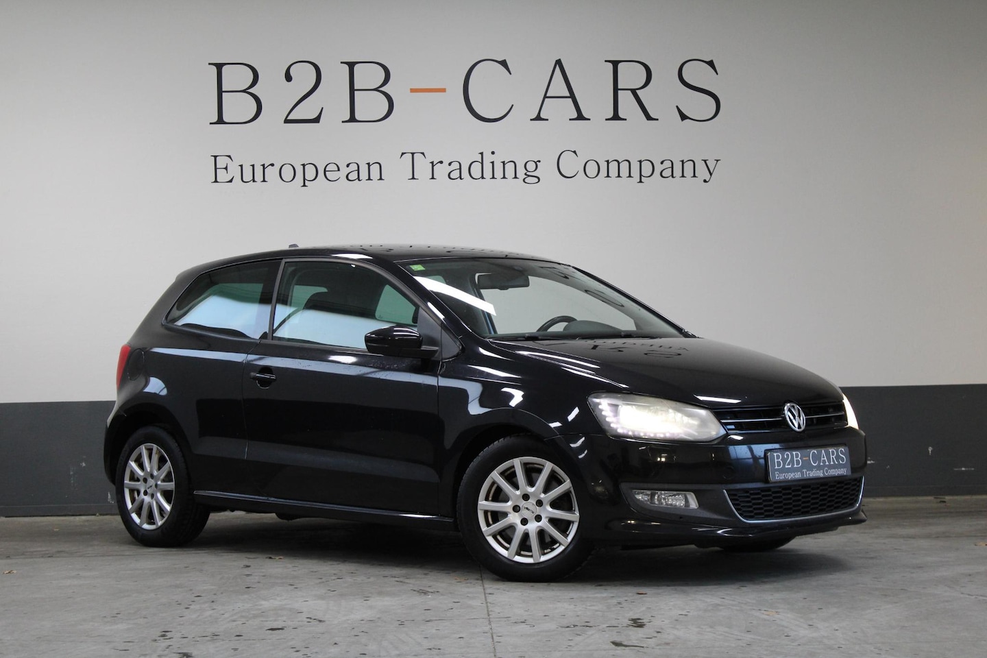 Volkswagen Polo - 1.2 TSI Highline DSG Bi-Xenon - Navigatie - Stoelverwarming - Cruise control - AutoWereld.nl