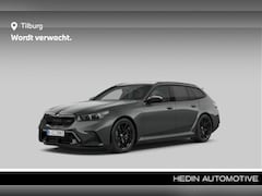 BMW 5-serie Touring - M5 | Glazen Panoramadak | Driving Assistant Professional | Comfort Access | Stuurwielrand