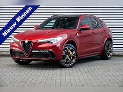 Alfa Romeo Stelvio - 2.9 V6 AWD Quadrifoglio | Pano | Harman/Kardon | Carbon | ACC | Nieuwstaat | Memory |