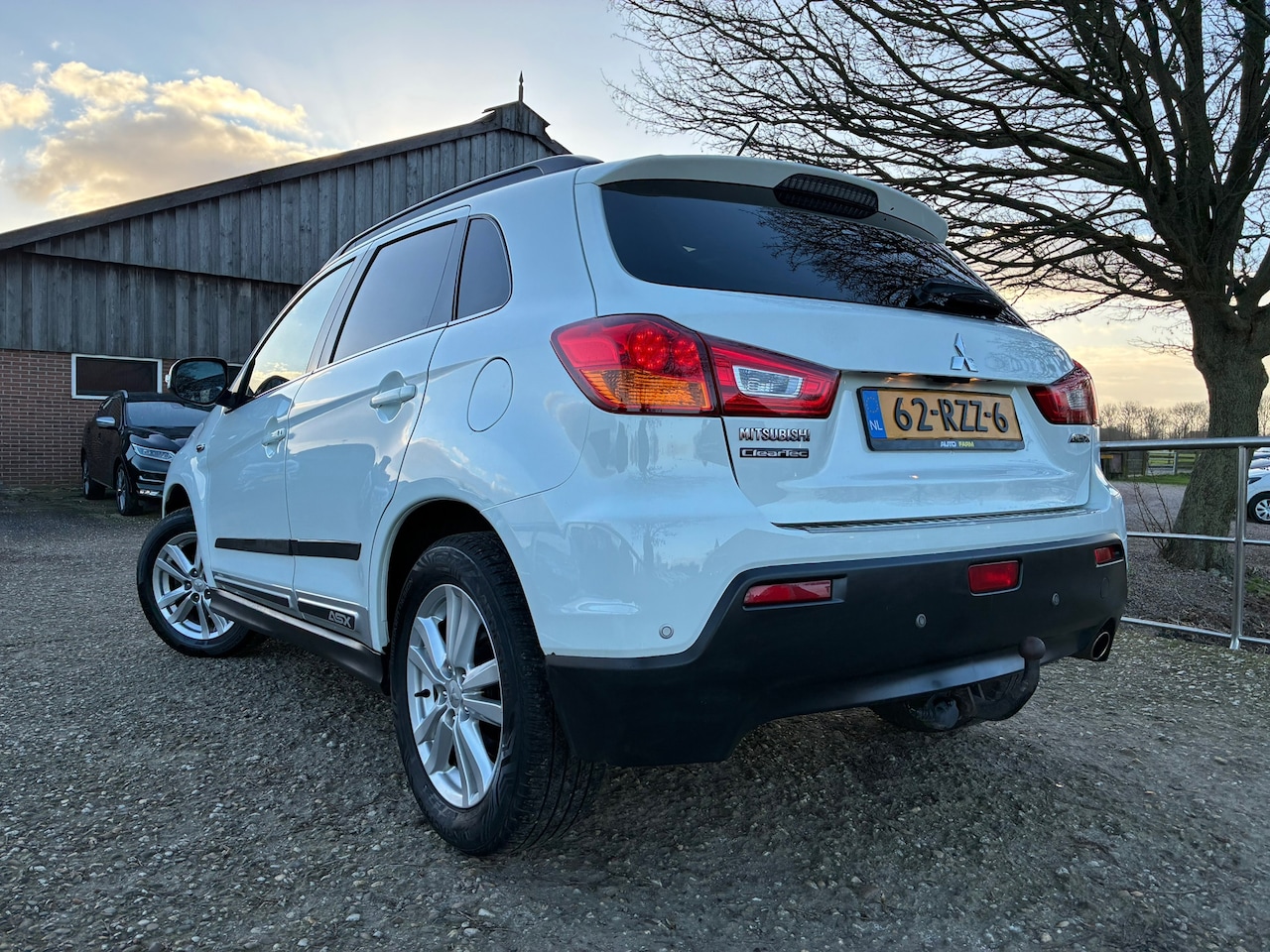 Mitsubishi ASX - 1.6 Intense ClearTec | Xenon + Panodak + Clima + Cruise nu €6.975,-!! - AutoWereld.nl