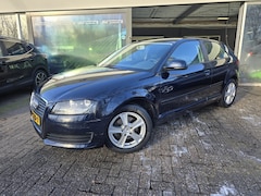 Audi A3 - 1.4 TFSI Attraction Pro Line Business | 12MND GARANTIE | AIRCO | CRUISE | NAVI | LMV |