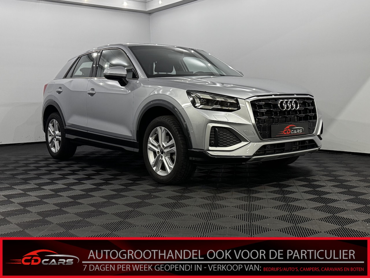 Audi Q2 - 35 TFSI S Edition Camera, Navi, Keyless start, Virtual desk, Elektrische achterklep, Cruis - AutoWereld.nl