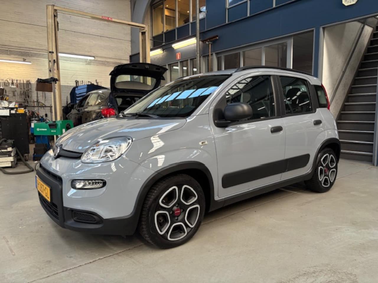 Fiat Panda - 1.0 70pk Hybrid City Life | U- connect carplay | Bluetooth | Airco | Elektr. ramen | Al se - AutoWereld.nl