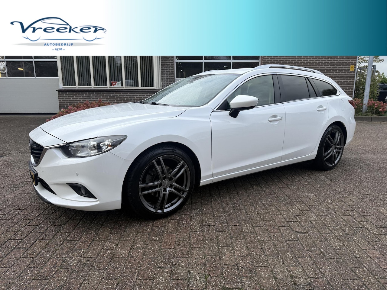 Mazda 6 Sportbreak - 2.0 HP TS+ Skylease | stoel verwarming - AutoWereld.nl