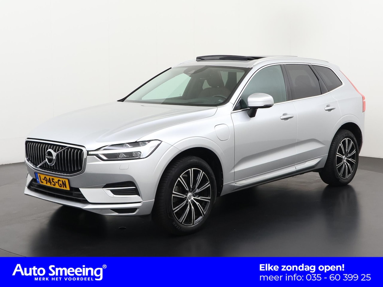 Volvo XC60 - 2.0 T8 Twin Engine AWD Inscription | Trekhaak | Head Up | Panoramadak | Zondag Open! - AutoWereld.nl