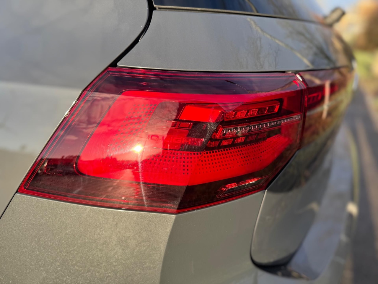 Volkswagen Golf - 2.0 TSI GTI Pano HUD Leder Memory Camera Stoelkoeling - AutoWereld.nl