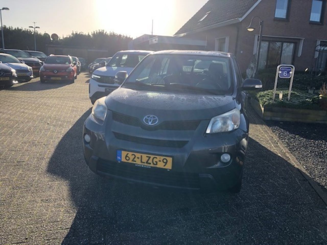 Toyota Urban Cruiser - 1.3 VVT-i Aspiration 1.3 VVT-I ASPIRATION - AutoWereld.nl