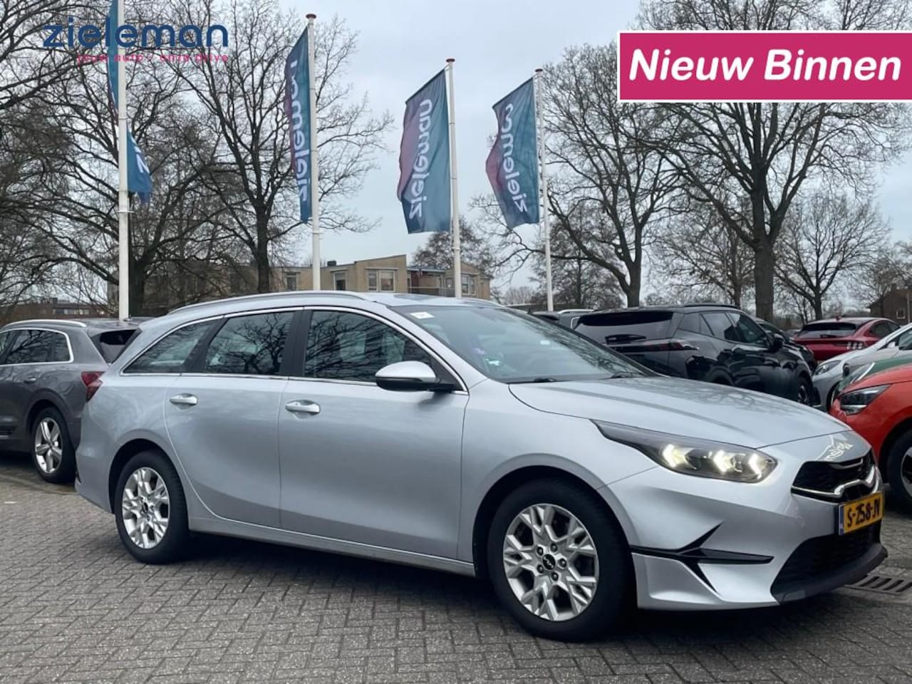 Kia Cee'd - Sportswagen 1.0 T-GDi MHEV DynamicLine Automaat - Carplay, Navi, Cruise, Clima, Camera - AutoWereld.nl