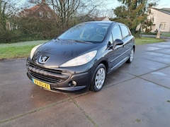 Peugeot 207 - 1.4 COLOR-LINE