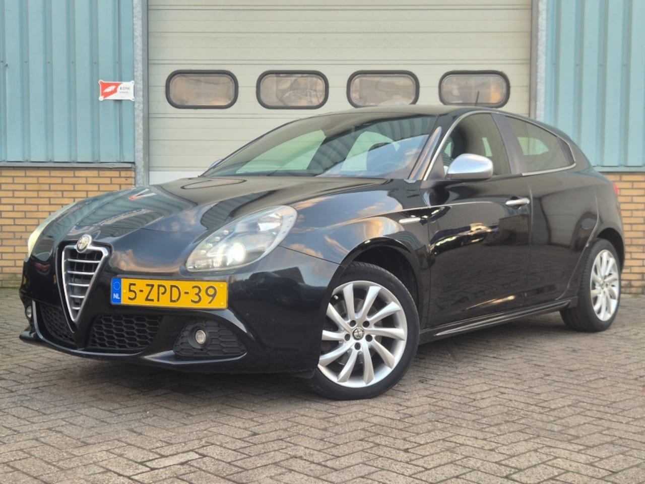 Alfa Romeo Giulietta - 1.4 T Distinctive 1.4 T DISTINCTIVE - AutoWereld.nl