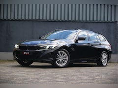 BMW 3-serie Touring - 330e 292PK Nw model Soh 99% Widescreen/wegkl.trhk/Carplay/Sportstoelen Aut8