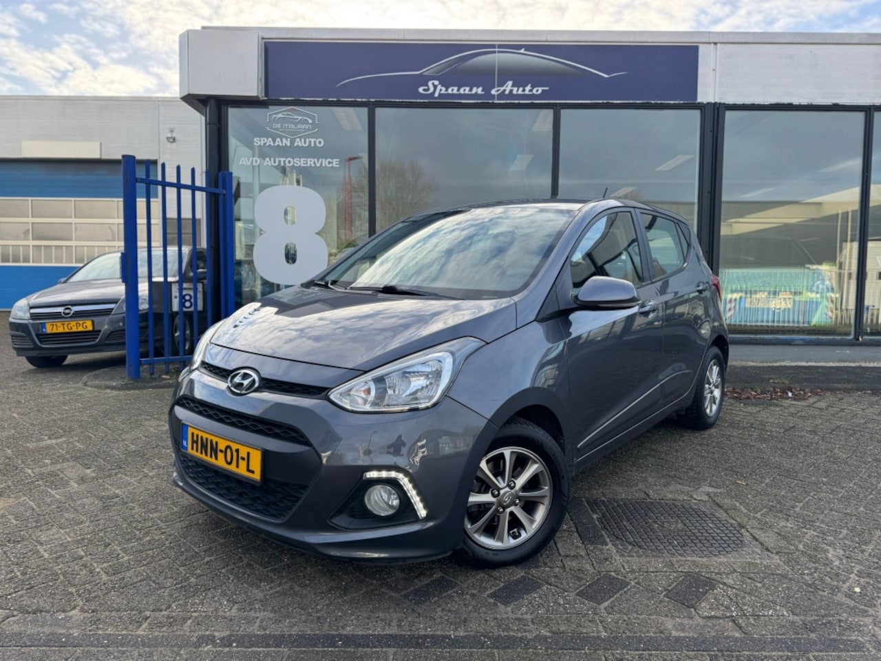 Hyundai i10 - 1.0i i-Motion Comf. | AUTOMAAT | CARPLAY | AIRCO | ELEC RAMEN | - AutoWereld.nl