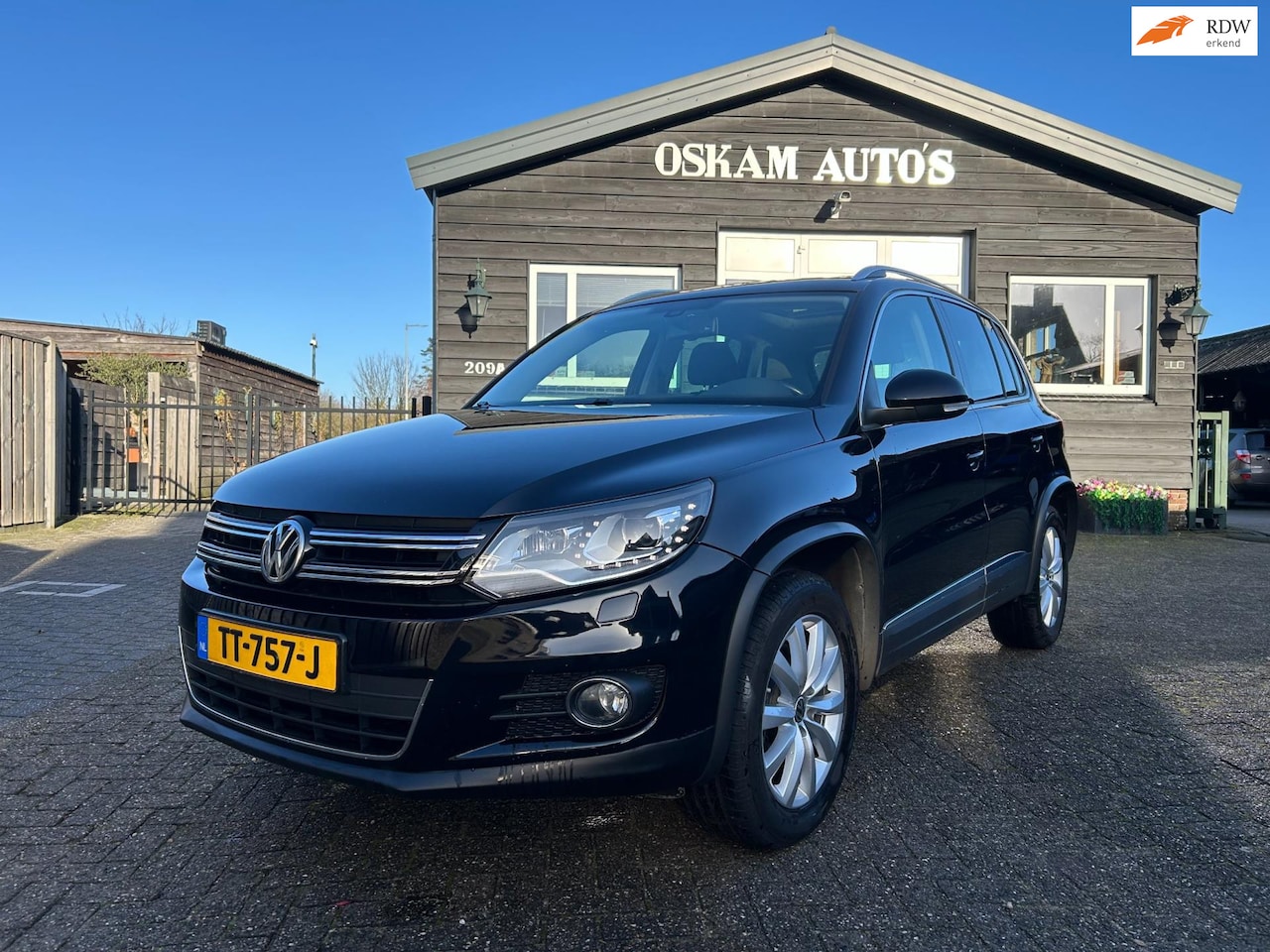 Volkswagen Tiguan - 2.0 TSI Sport&Style 4Motion Automaat - AutoWereld.nl