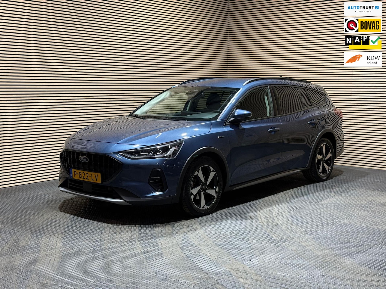 Ford Focus Wagon - 1.0 EcoBoost Hybrid ST Line X | Camera | Carplay | Stoel + Stuurverwarming - AutoWereld.nl