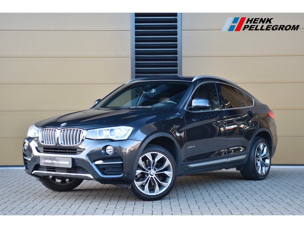 BMW X4 - xDrive20i High Executive xLine Edition * M-Stuurwiel * Head-up * Rondom Camera * Keyless * - AutoWereld.nl