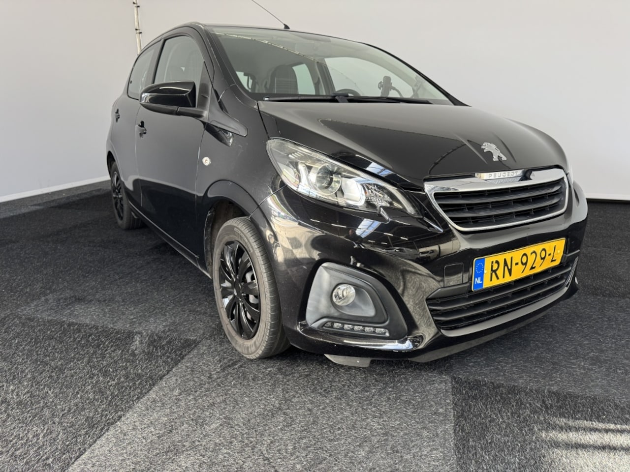 Peugeot 108 - 1.0 e-VTi Active 1.0 e-VTi Active - AutoWereld.nl