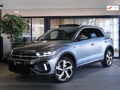 Volkswagen T-Roc - 1.5 TSI R-Line 150PK Dsg Pano Navi Virtual Led Cam Acc Pdc Trek