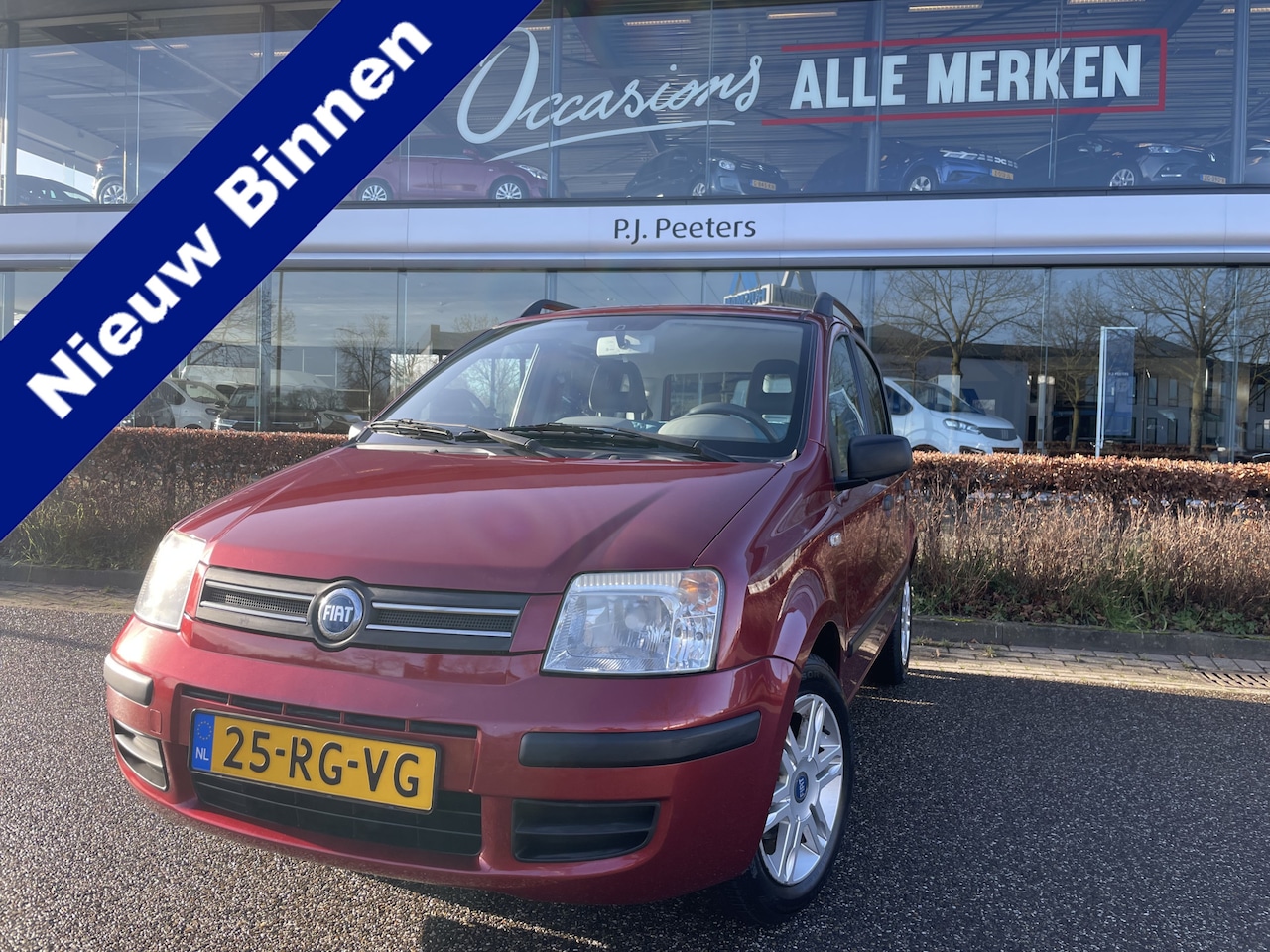 Fiat Panda - 1.2 Navigator Radio/cd speler - Dakrails - Centrale vergrendeling met afstandsbediening - - AutoWereld.nl