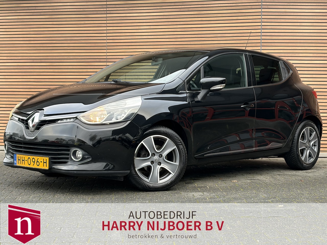 Renault Clio - 0.9 TCe ECO Night&Day Airco / Navi / Cruise / Lm velgen - AutoWereld.nl