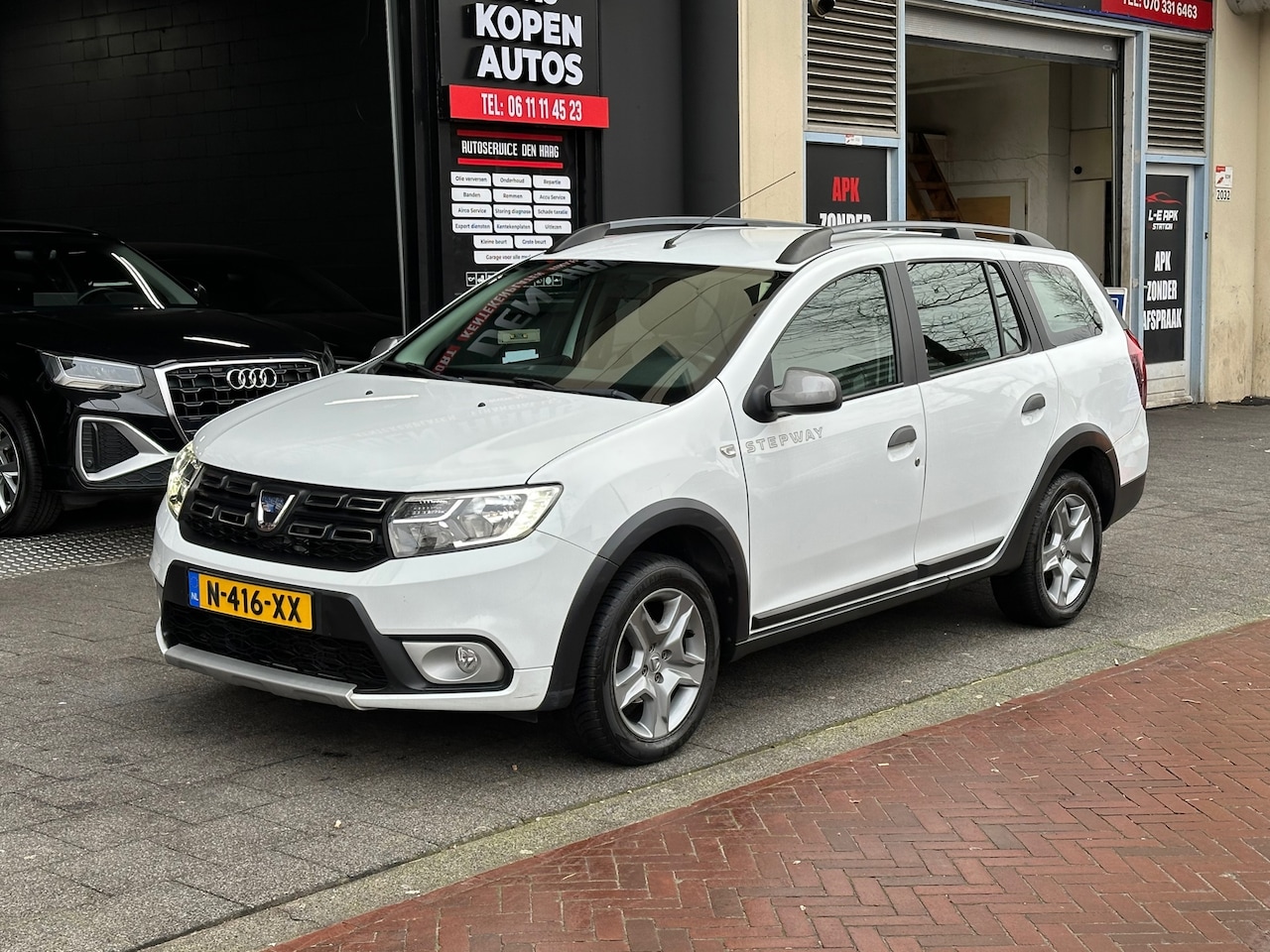 Dacia Logan MCV - 0.9 TCe Stepway Navi Airco Camera PDC - AutoWereld.nl