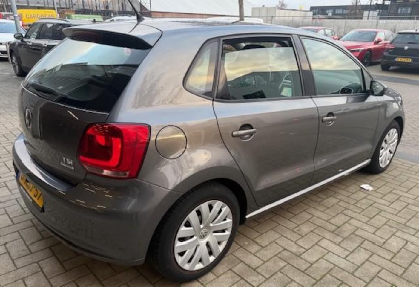 Volkswagen Polo - 1.2 TSI BlueMotion Comfort Edition/5 drs/Navi/Camera - AutoWereld.nl