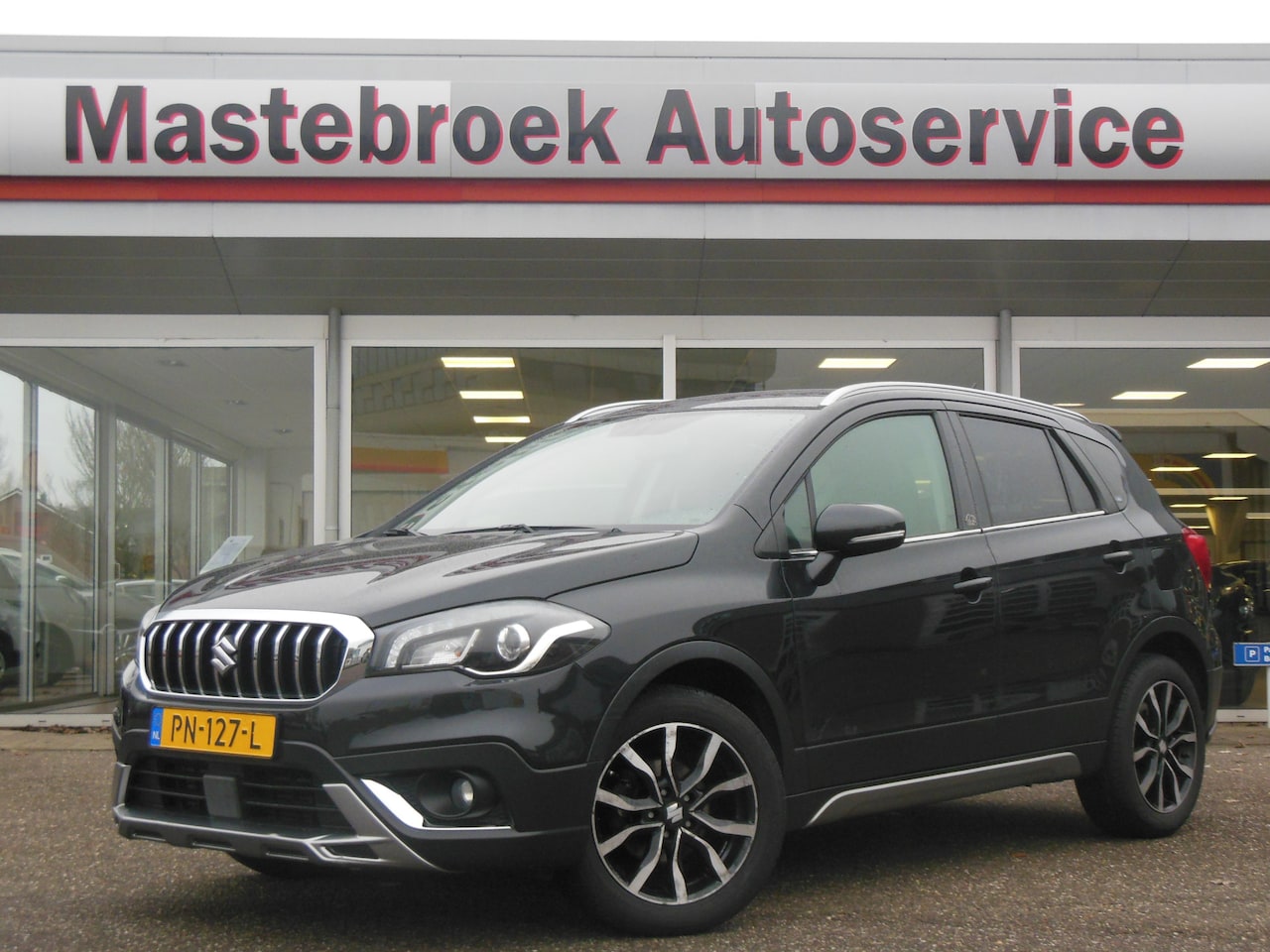 Suzuki S-Cross - 1.0 Boosterjet Rhino Staat in Hardenberg - AutoWereld.nl
