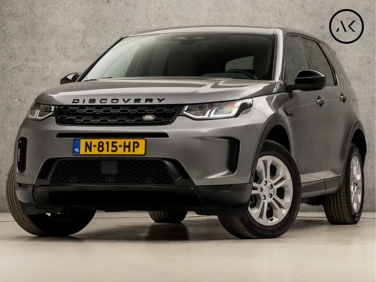 Land Rover Discovery Sport - P300e 1.5 R-Dynamic SE 309Pk Automaat (APPLE CARPLAY, GROOT NAVI, LEDER, STUUR/STOELVERWAR - AutoWereld.nl