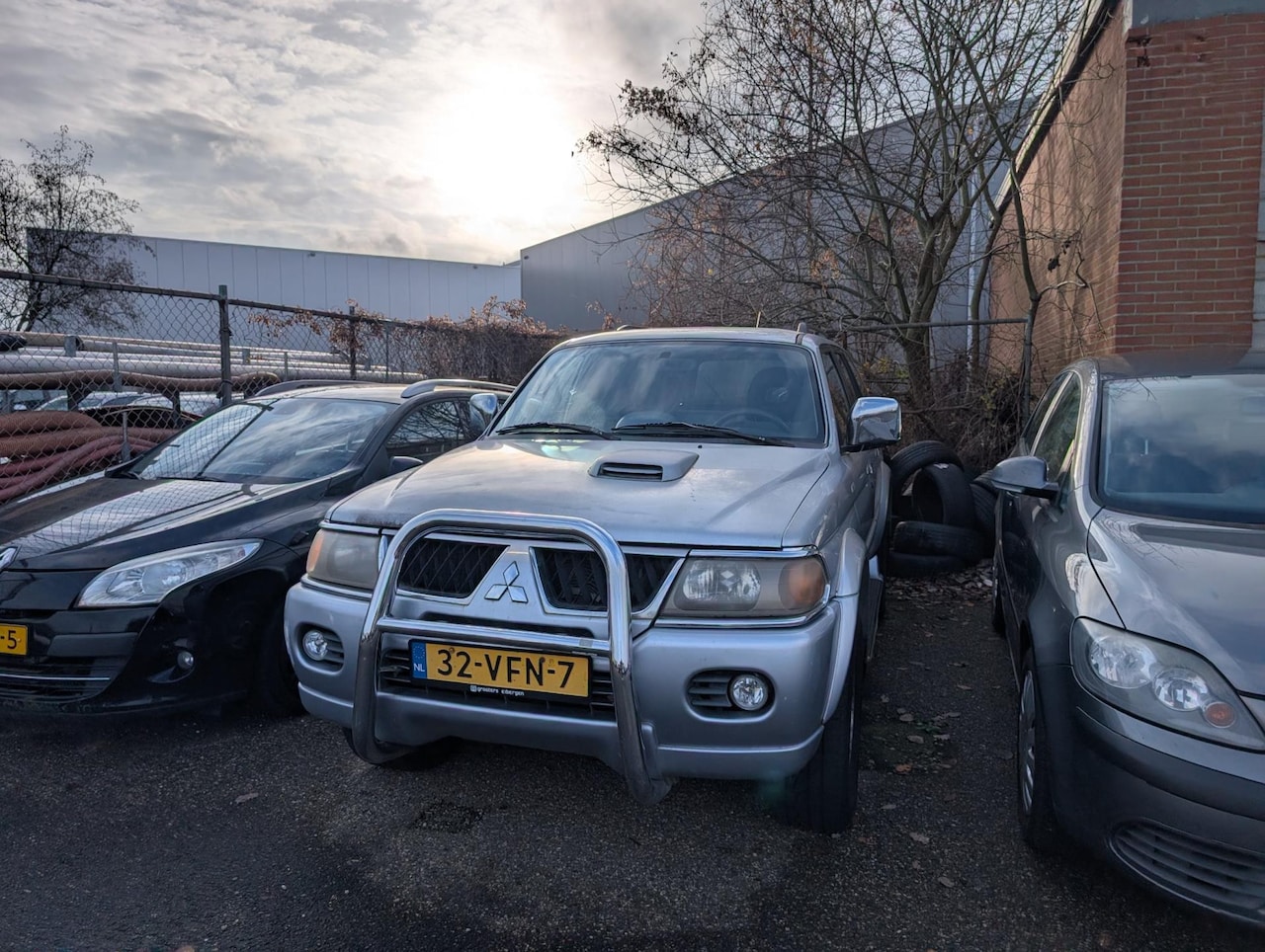 Mitsubishi Pajero Sport - 2.5 TDI Intense Panel Van 2.5 TDI Intense Panel Van - AutoWereld.nl