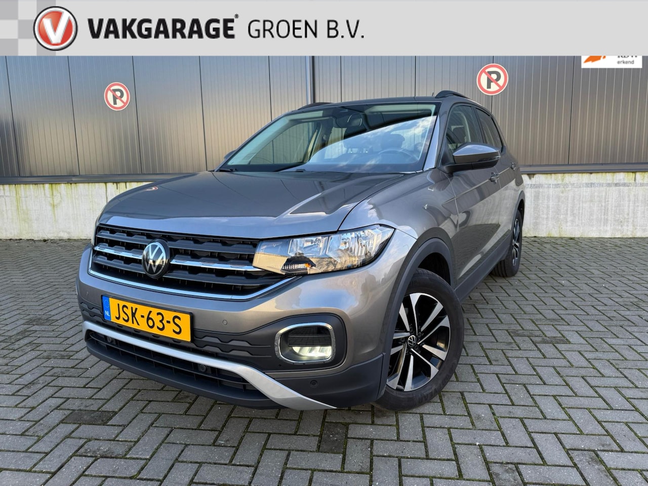 Volkswagen T-Cross - 1.0 TSI United / adapt.cruise / camera / navi / climate / l.m. velgen ! - AutoWereld.nl