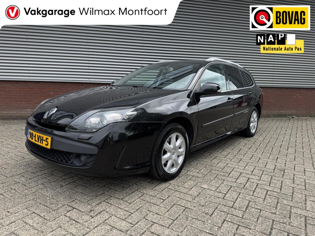 Renault Laguna Estate - 1.5 dCi Celsium|Leder|Cruise|Airco|Navi|Keyless|Clima| - AutoWereld.nl