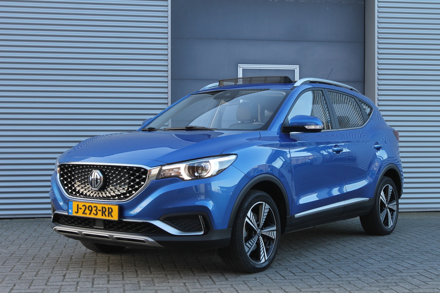MG ZS - Luxury 45 kWh I Navi I Pano.dak I Leder I Camera - AutoWereld.nl
