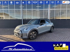 MINI Cooper - 1.5 Essential *CAMERA + STOELVERW + NAVI + PDC + CARPLAY